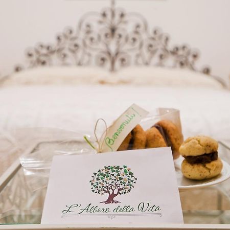 세리알레 L'Albero Della Vita B&B 외부 사진